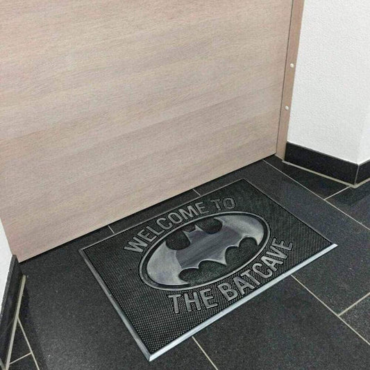 Batman - Welcome to the Batcave - Official DC Rubber Doormat 60 x 40cm
